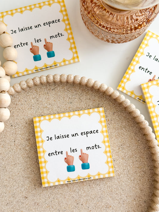 notes autocollantes "espace entre les mots"